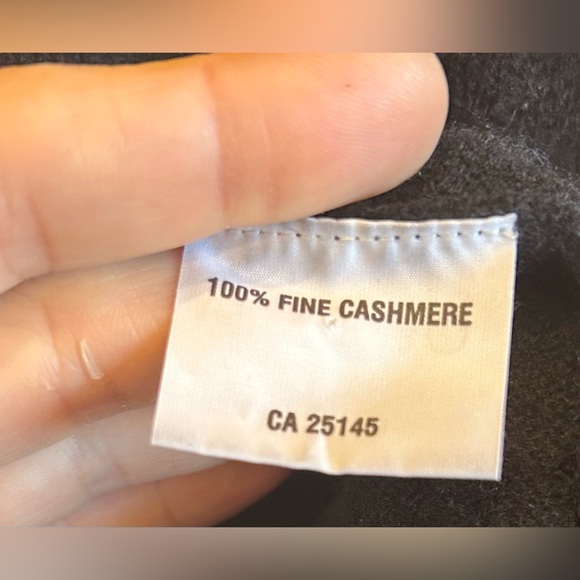 Black cashmere mini dress by Ca va de soie - Picture 4 of 4